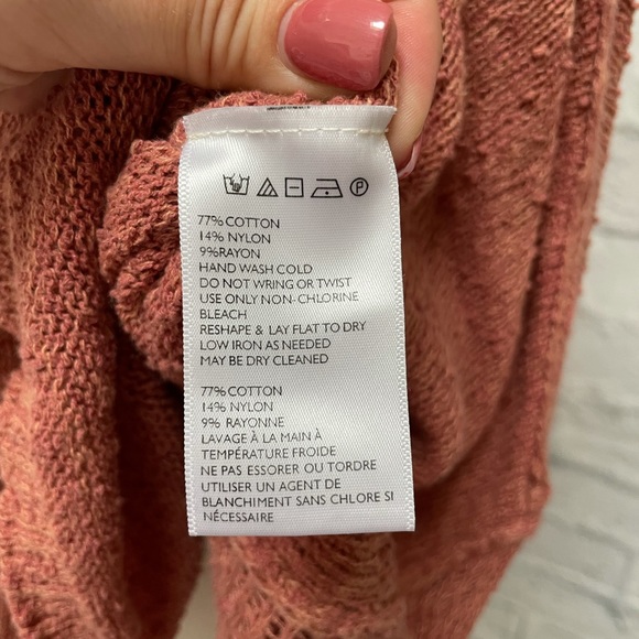 Rust/orange cropped sweater - Picture 2 of 4